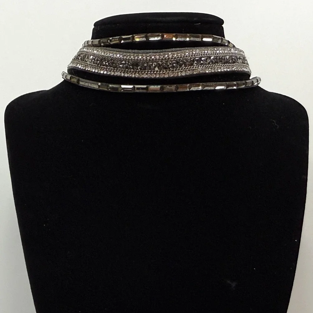 Rhinestone Statement Choker Necklace Silver Vegan Suede Gray Wrap Jewelry 16.5in - Picture 2 of 6